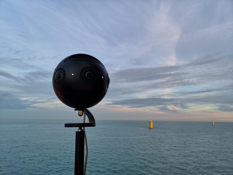 vr camera in the ocean